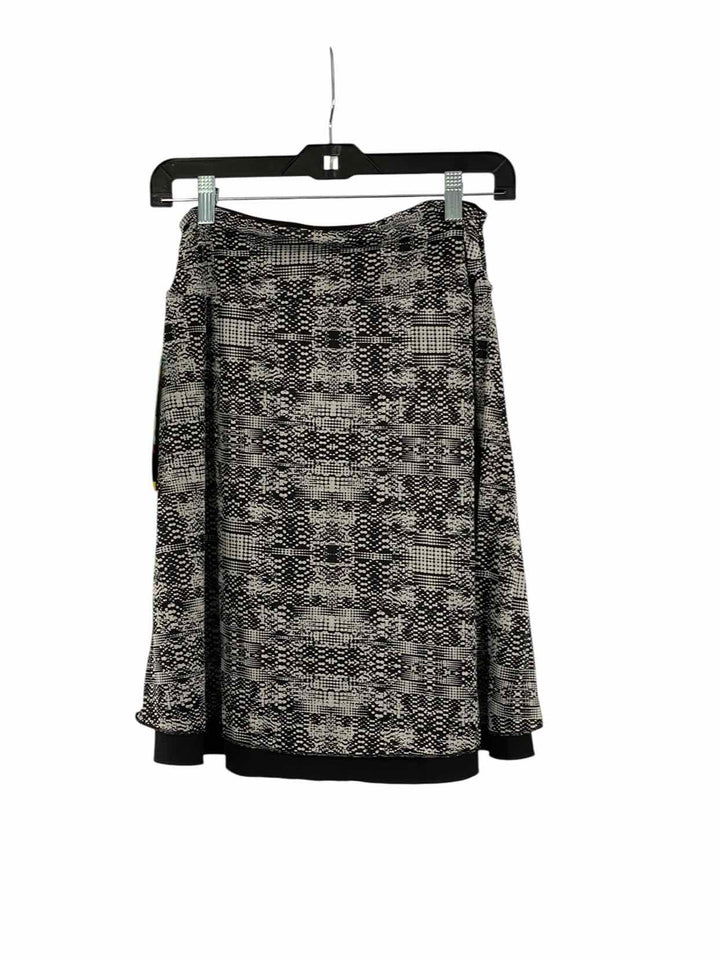 Tranquility Size S Black White Skirt