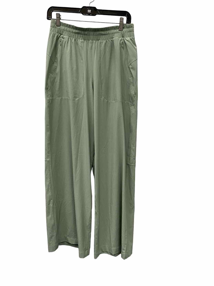 Lululemon Size 8 Mint Athletic Pants
