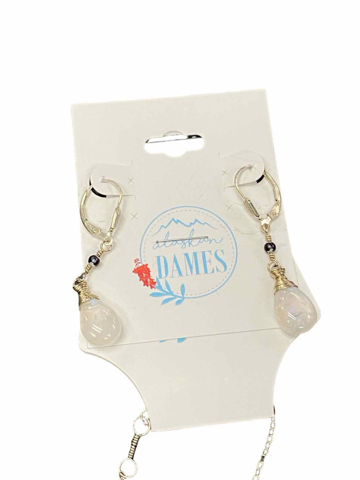 Island Artists Gallery Pearl Necklace