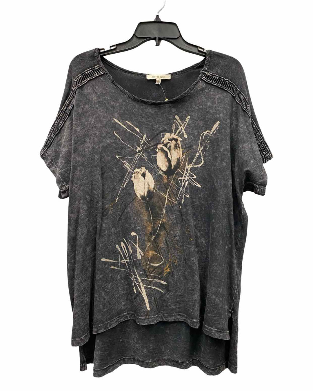 Jess and Jane Size S Black Floral 100% cotton Short Sleeve Shirts