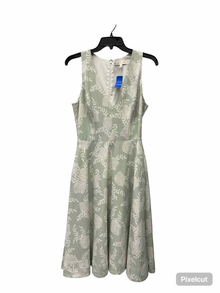 Dress the Population Size M Green Floral Dress