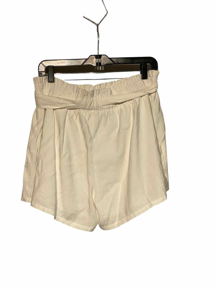 Kittenish Size XL White Shorts