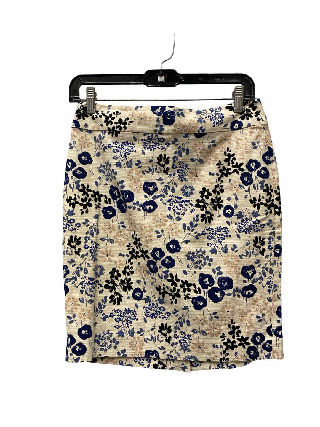 Ann Taylor Size 2P Cream Floral Skirt