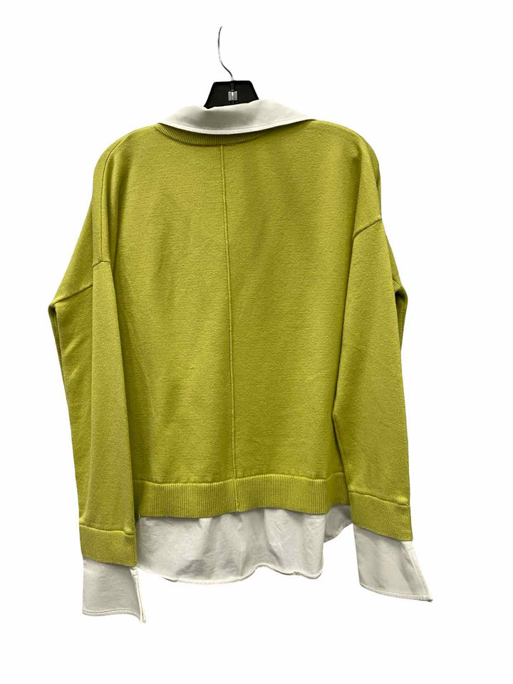 Wynne Layers Size M Green White Sweater