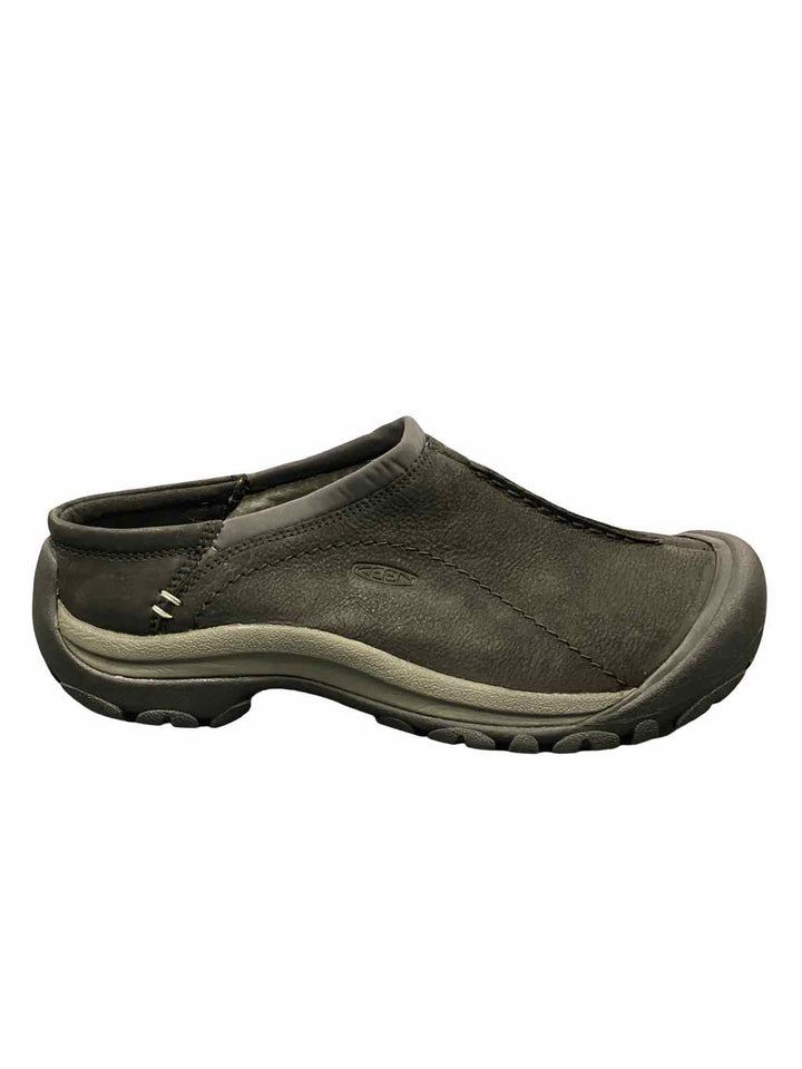 Keen Shoe Size 9 Black Leather slip-on Clogs