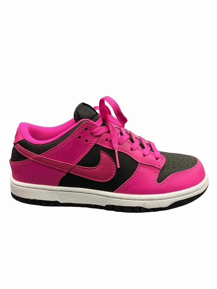 Nike Shoe Size 8 Fuchsia Black Dunk Low Sneakers