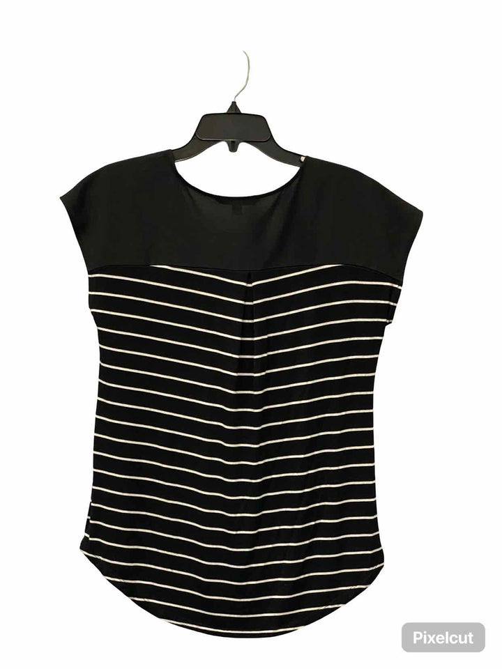 Adrienne Vittadini Size S Black White Striped Short Sleeve Shirts