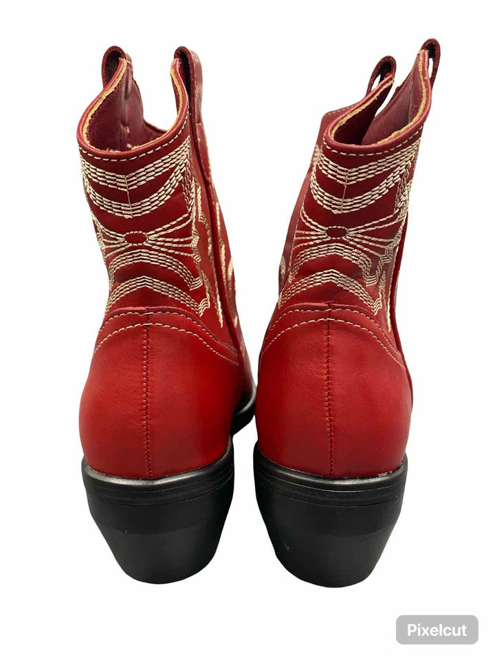 Mia Shoe Size 9.5 Red NWT Allba Heeled Boots(Ankle)