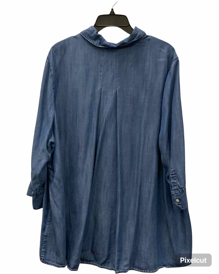 Foxcroft Size 20 Blue Button Up Long Sleeve Shirts