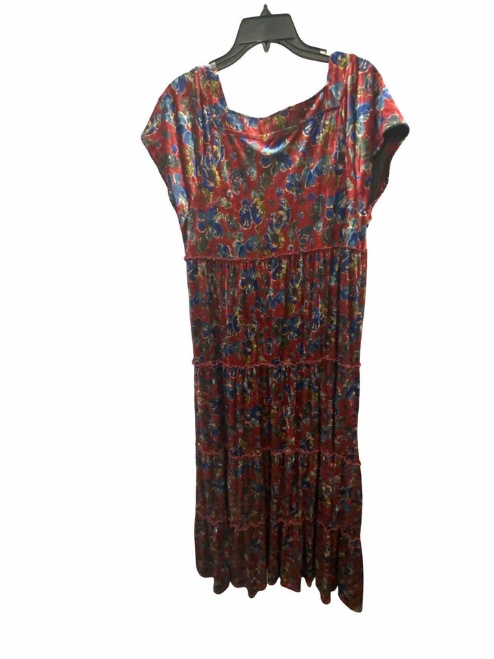 Natural Life Size M Red Blue Floral Dress
