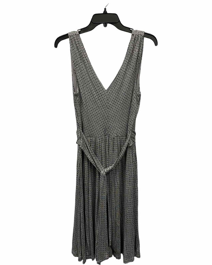 Loft Size M Grey Black Dress