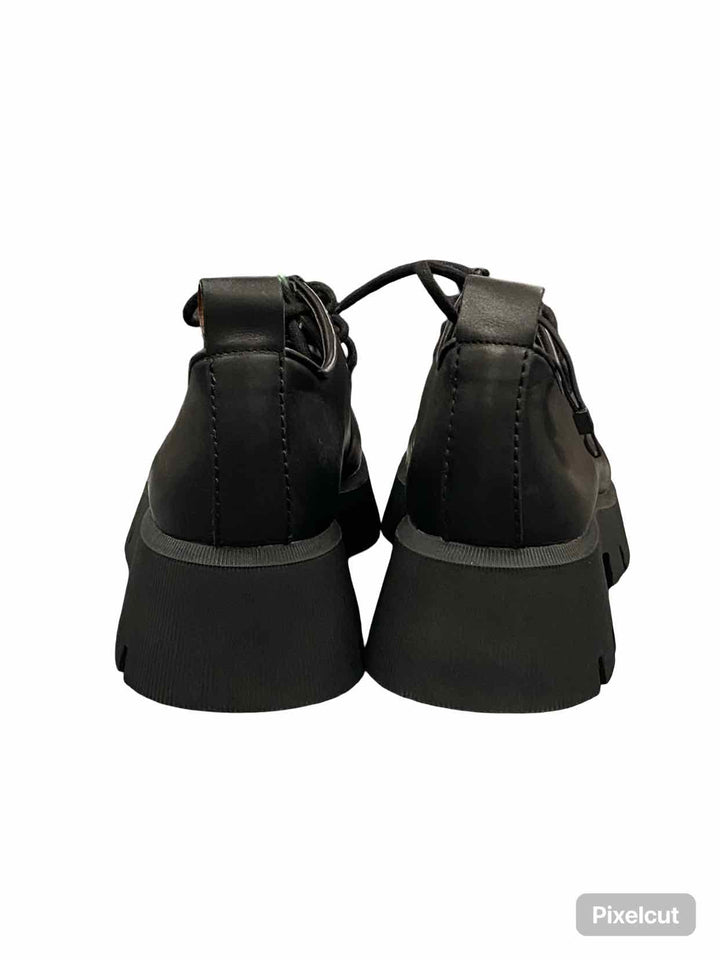 Zara Shoe Size 39 Black Chunky Moc Toe Shoes