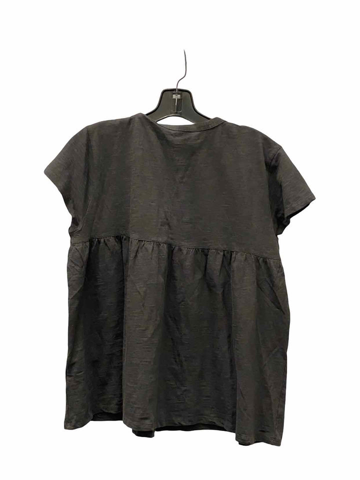 Canyon Retreat Size S Black Pink Print Short Sleeve Shirts