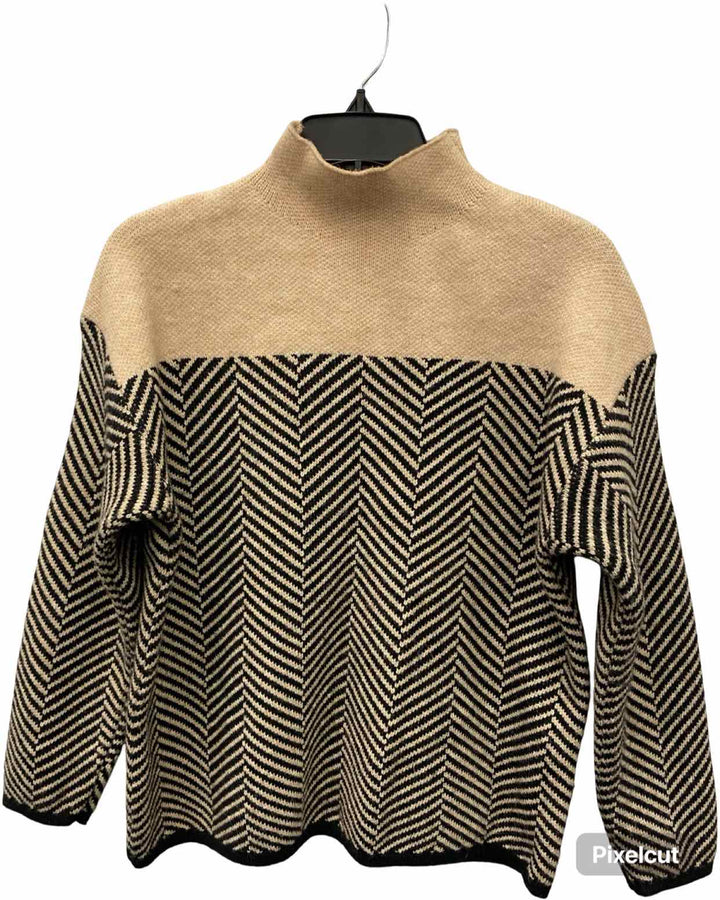 Unknown Brand Size M Tan Black Geometric Sweater