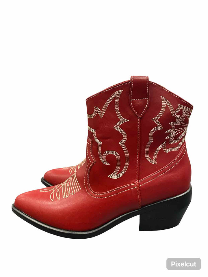 Mia Shoe Size 9.5 Red NWT Allba Heeled Boots(Ankle)