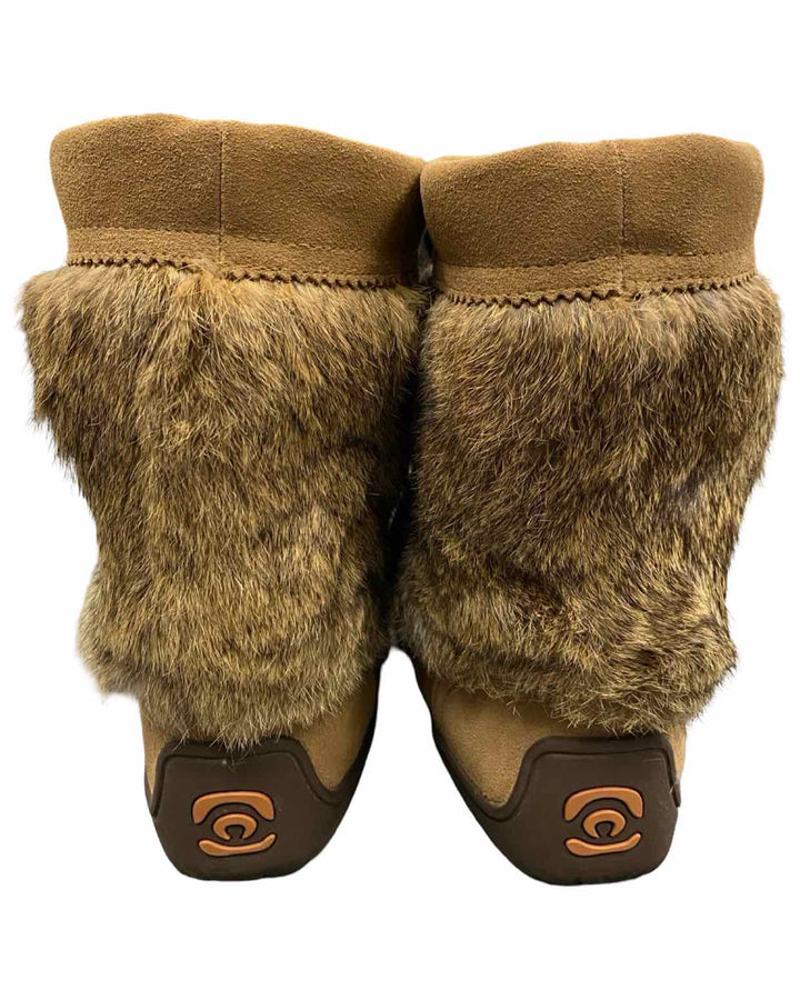 Manitobah Shoe Size 8 Brown Suede Waterproof Short Snowy Owl Boots(Ankle)