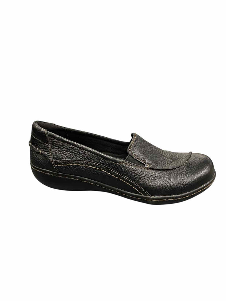 Clarks Shoe Size 6.5 Black Leather Flats