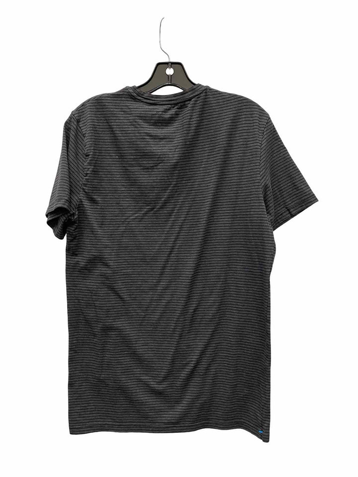 Columbia Size M Gray Stripe Athletic Short Sleeve