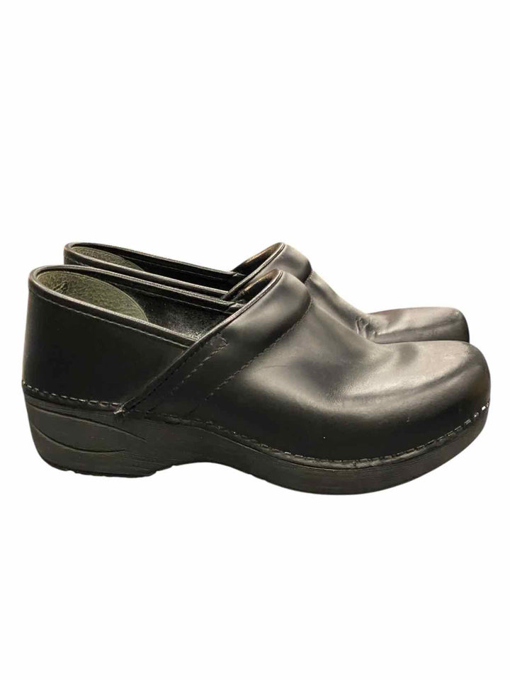 Dansko Shoe Size 7 Black Professional Loafers