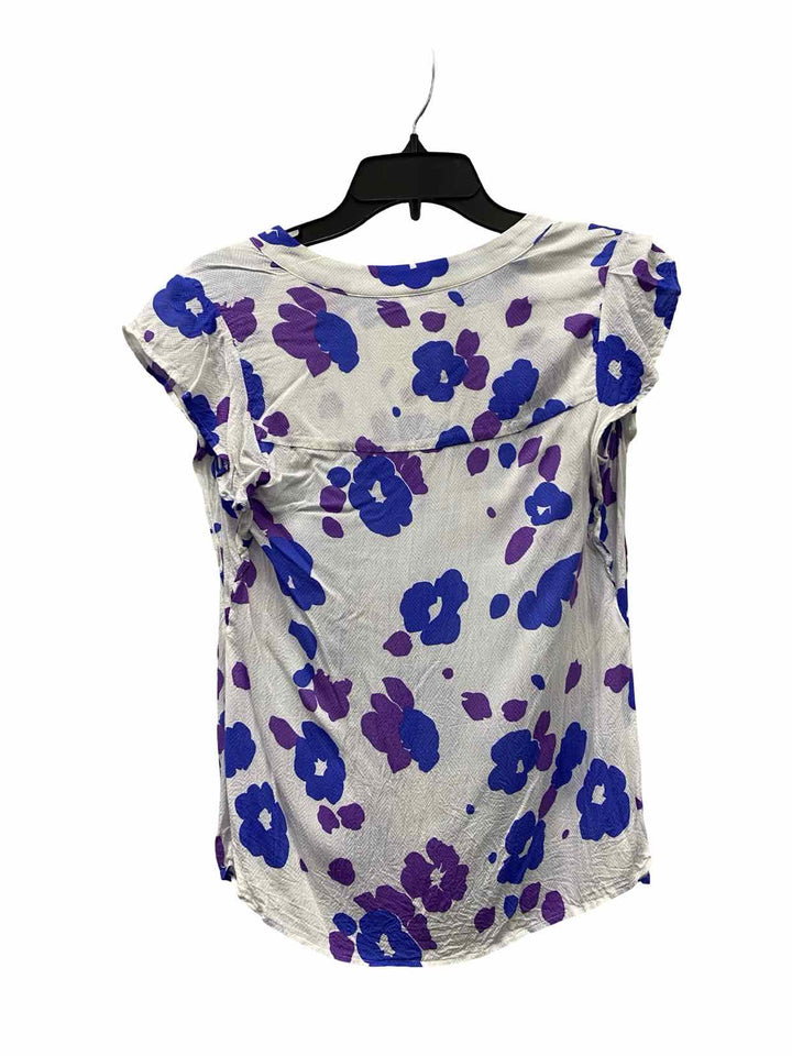 Cabi Size XS White Purple Floral Short Sleeve Shirts