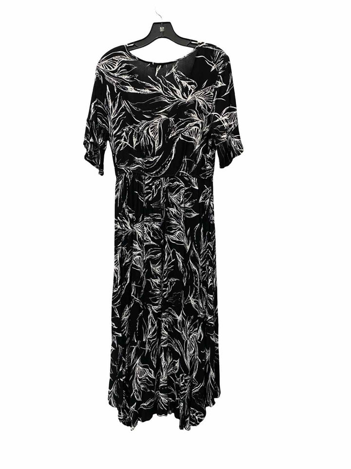Kori Size M Black White Leafy Rayon Dress