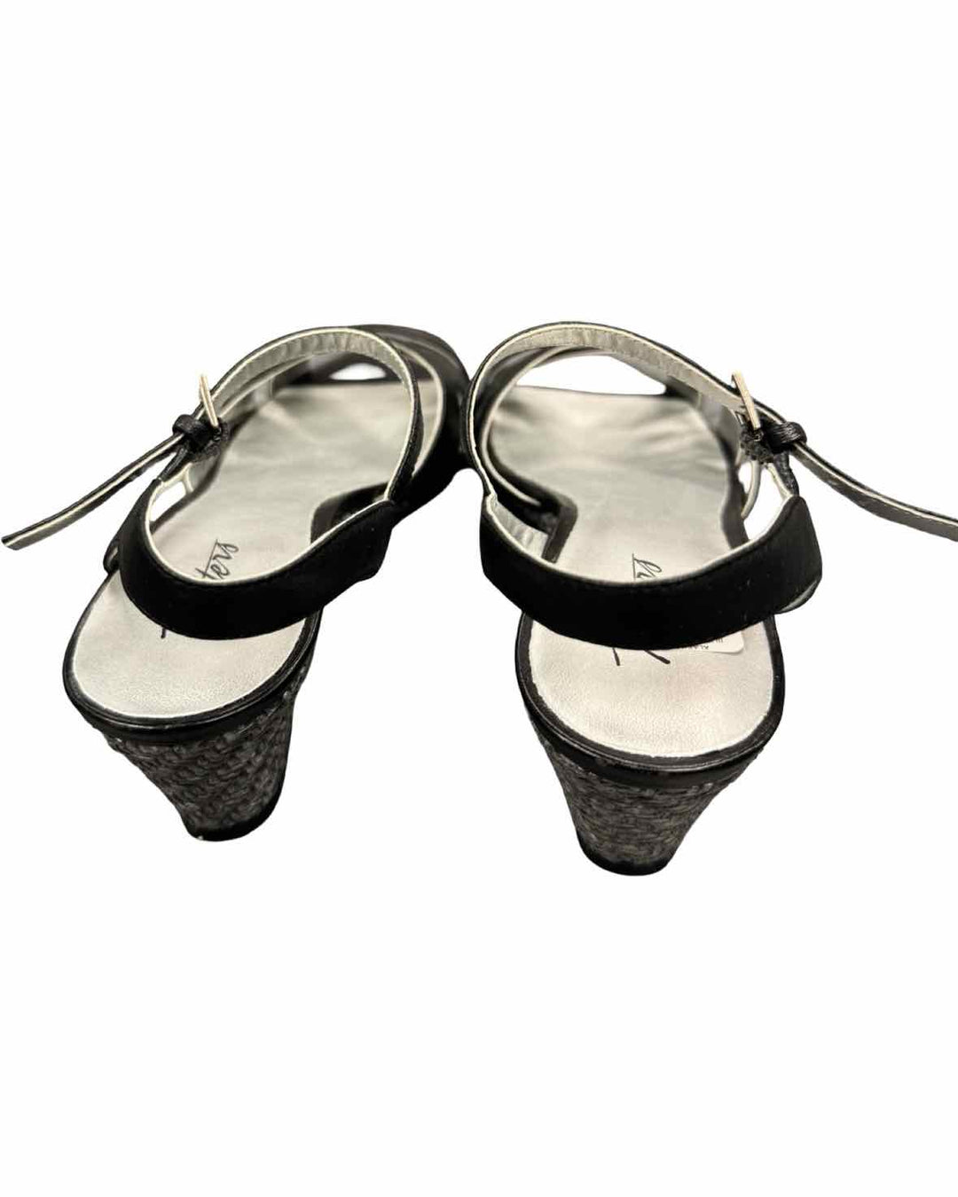 Trotters Shoe Size 8 Black Strappy Wedge Sandals