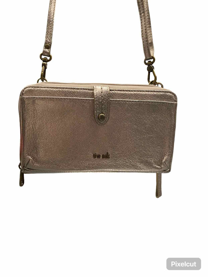 The Sak Silver Iris Smartphone Crossbody Purse