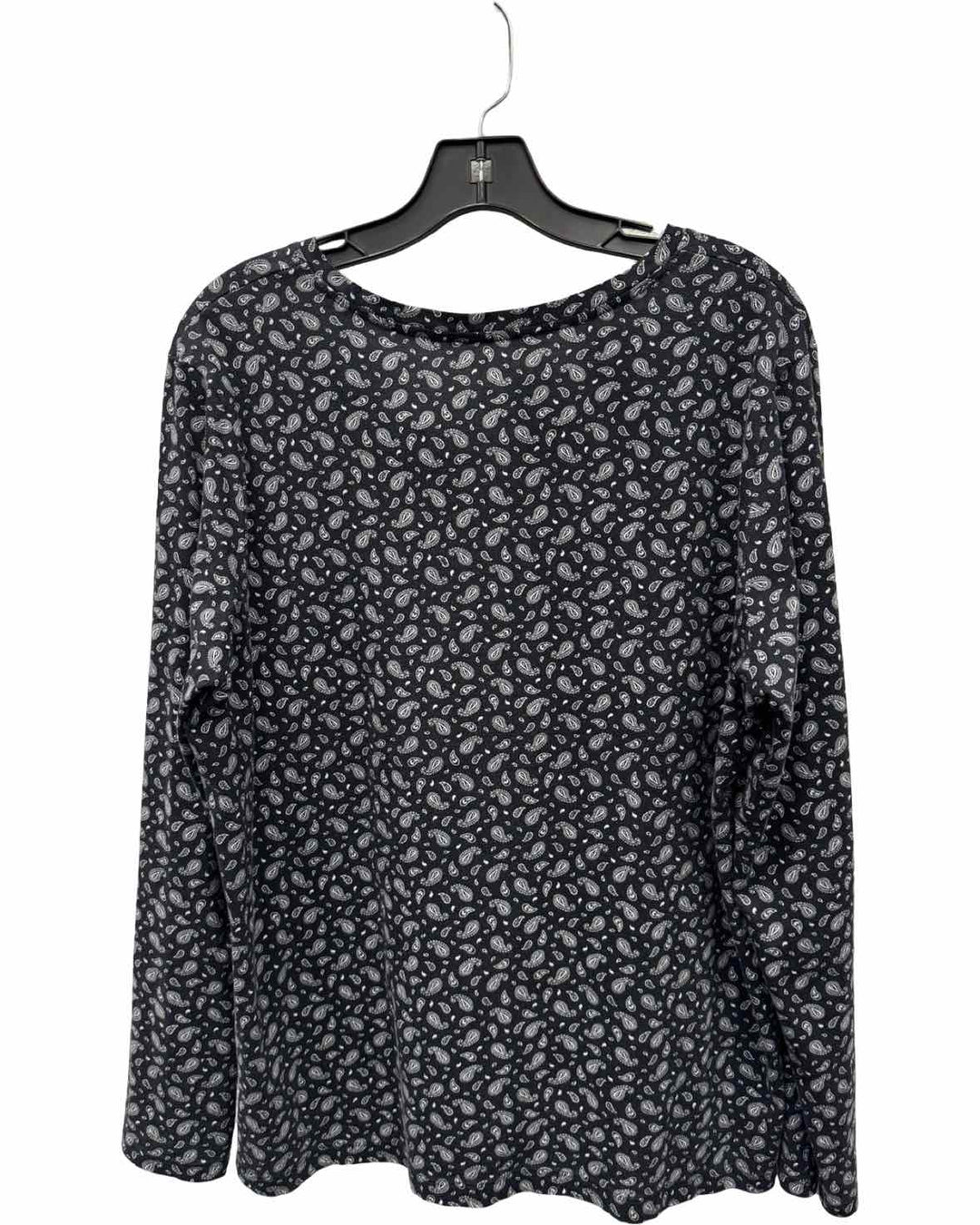 Lands End Size XL Black White Print 100% cotton Long Sleeve Shirts