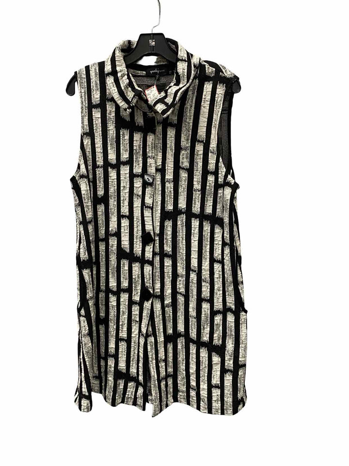 Yushi Size L Black White Vest