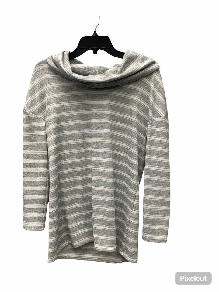 WHBM Size XS White Gray Striped Long Sleeve Shirts