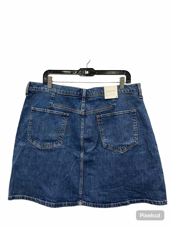 Banana Republic Size 18 Blue Denim Skirt