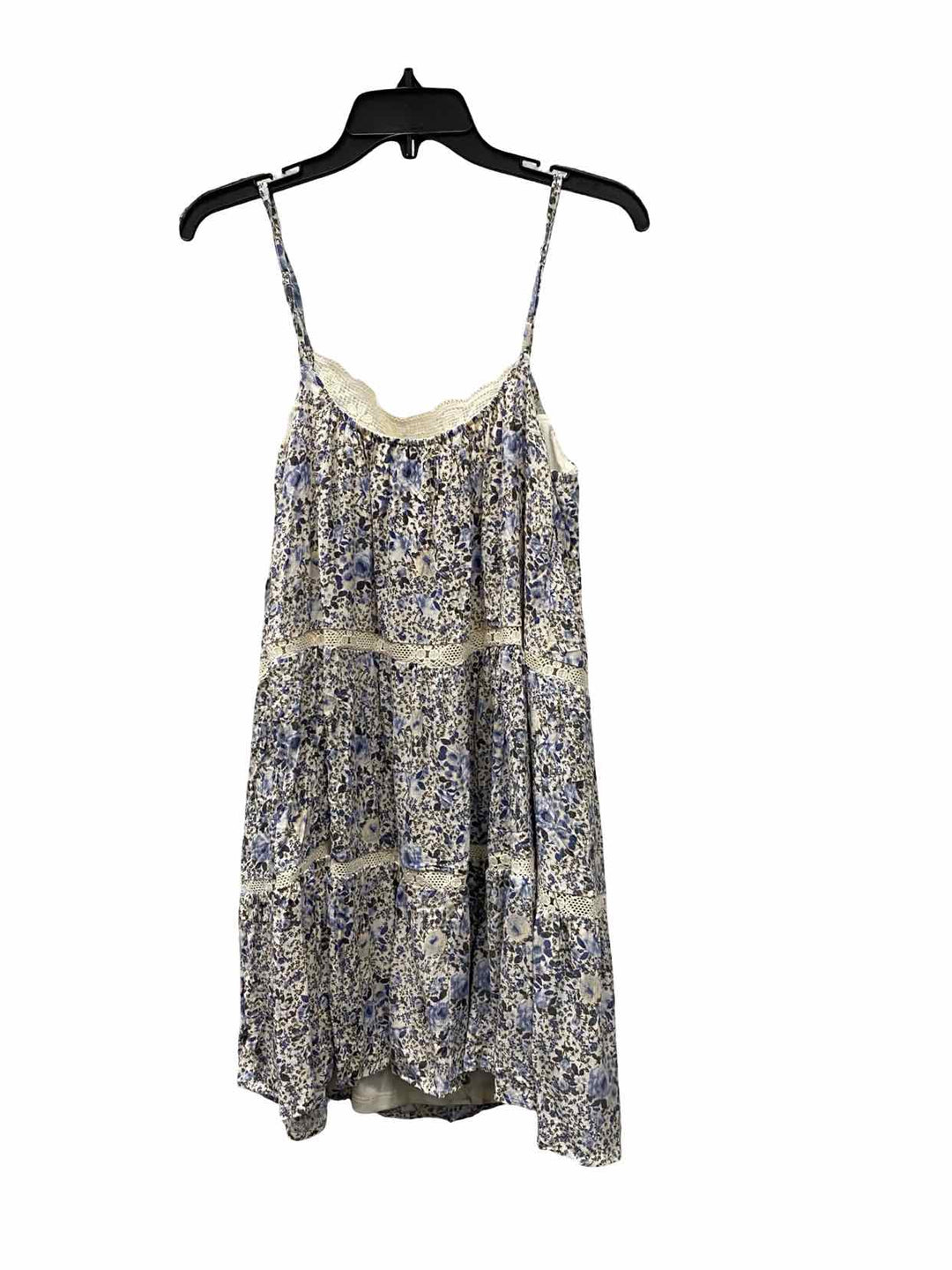 Wallflower Size M Blue White Floral Dress