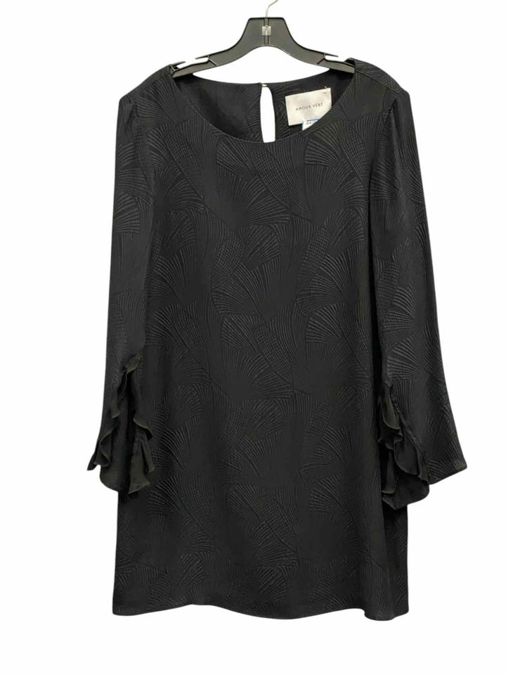 Amour Vert Size L Black Dress