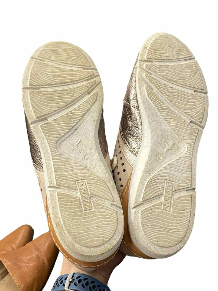 Pikolinos Shoe Size 40 Cream Sneakers