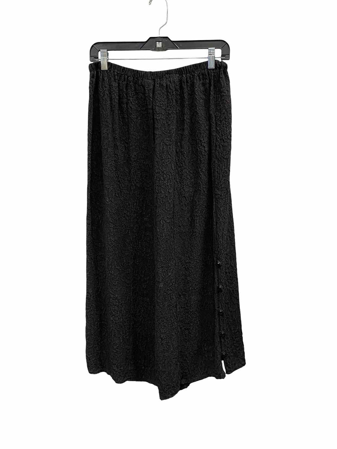 Uru Size M Black 100% silk Pants