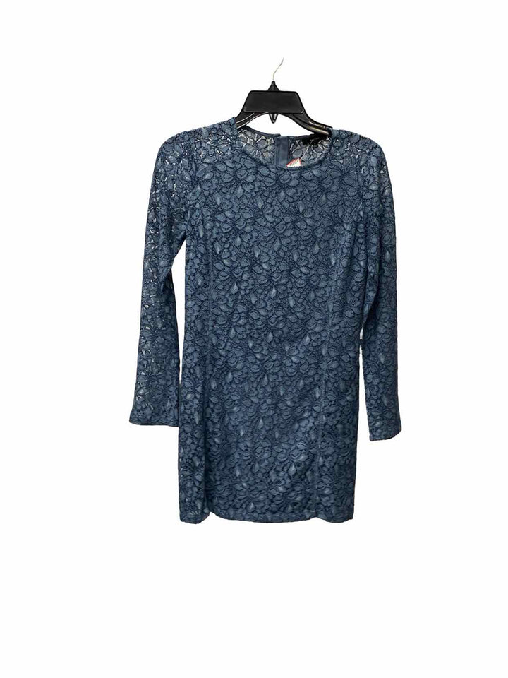 Talula Size 2 Blue Lace Dress