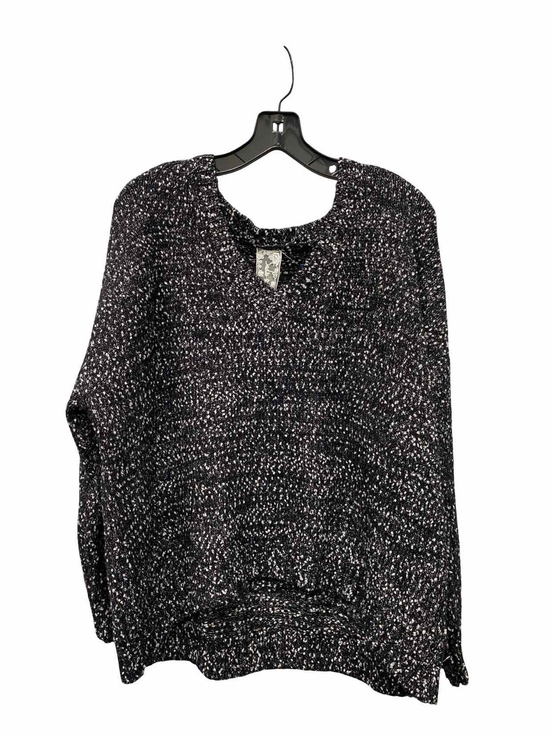 Sadie & Sage Size L Black White Speckled Sweater