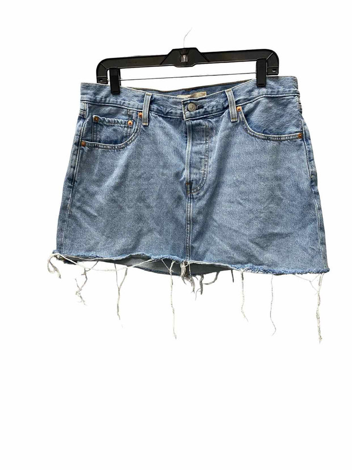 Levi's Size 32 Skirt
