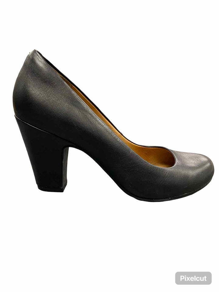 Sofft Shoe Size 8.5 Black Leather Heels