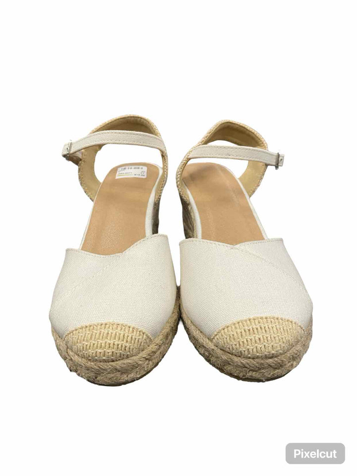 Unknown Shoe Size 7 White Wedge Heels