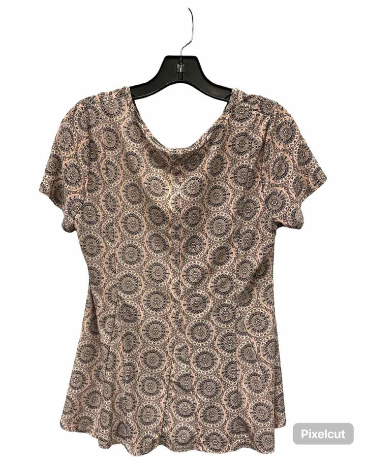 Roz & Ali Size M Pink Print Short Sleeve Shirts