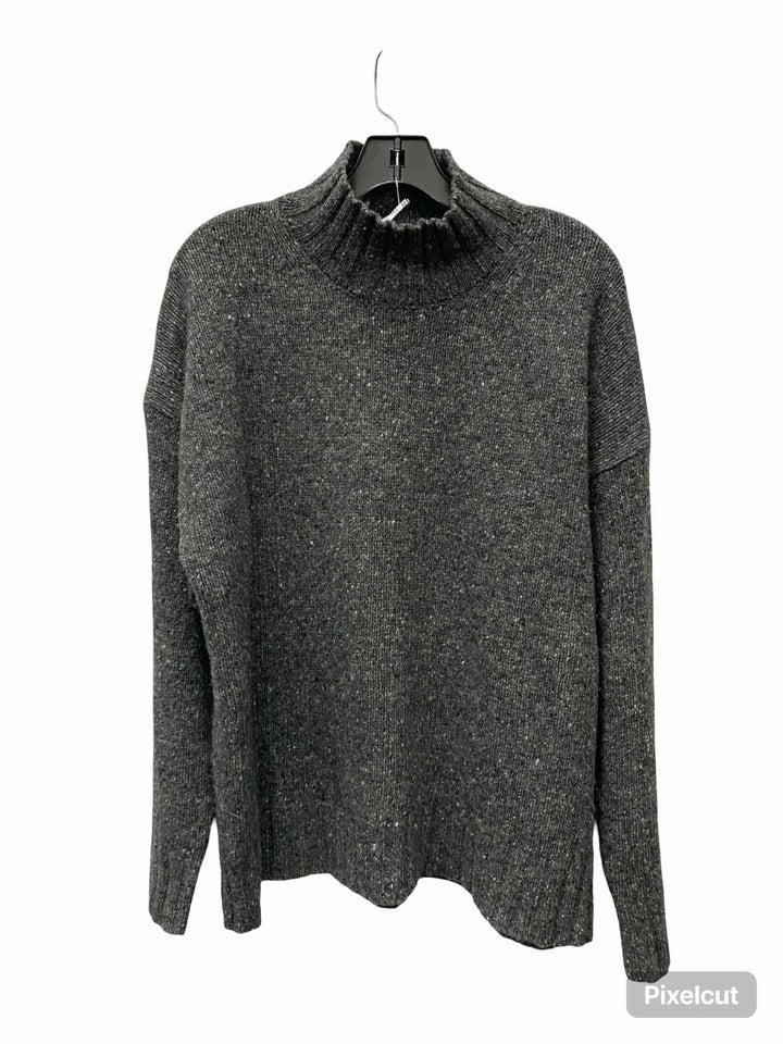 J Crew Size M Gray Knit 65% merino wool Sweater