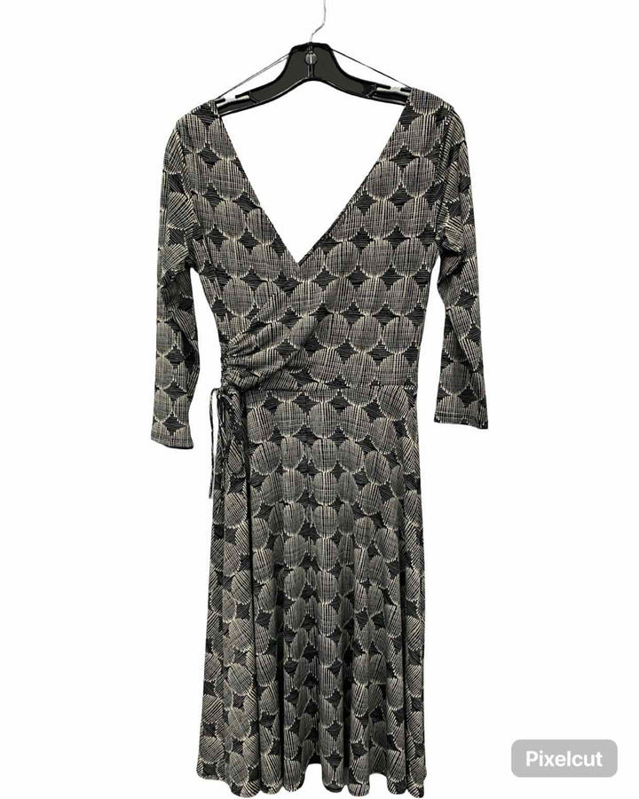 London Times Size 8 Black White Dress