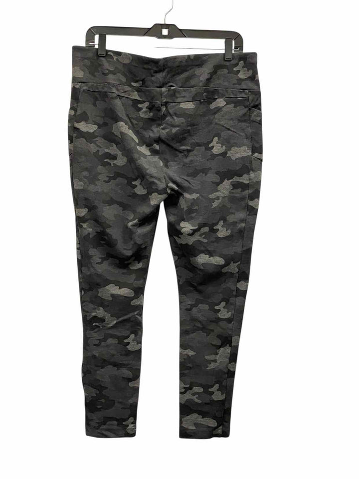 Cabi Size XL Grey Black camo print Pants