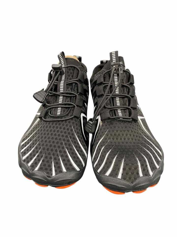 Hike Footwear Shoe Size 40 Black White NWT Sneakers