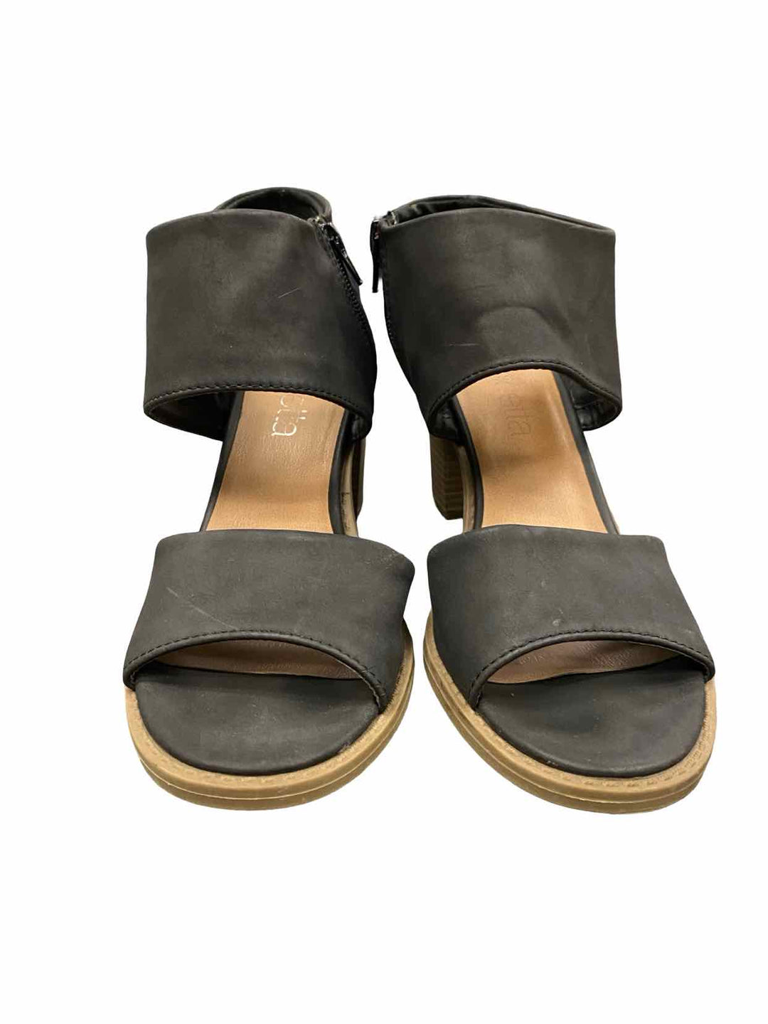 Dolcetta Shoe Size 8.5 Black Claire Heels
