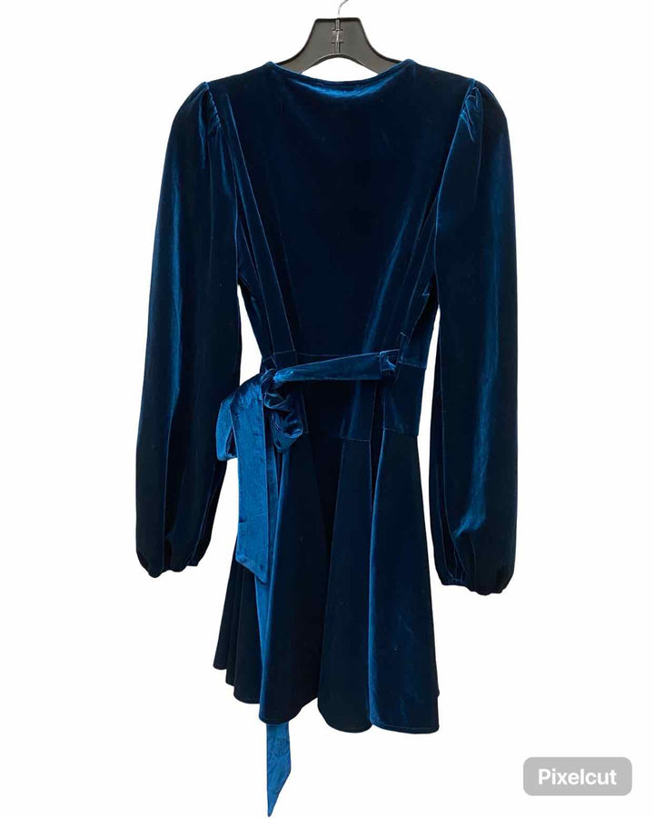 Lulus Size M Blue Dress