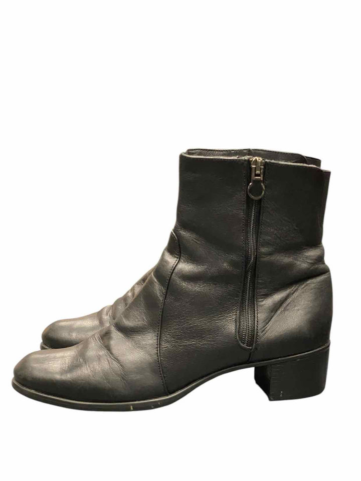 Munro Shoe Size 7.5 Black Boots(Ankle)