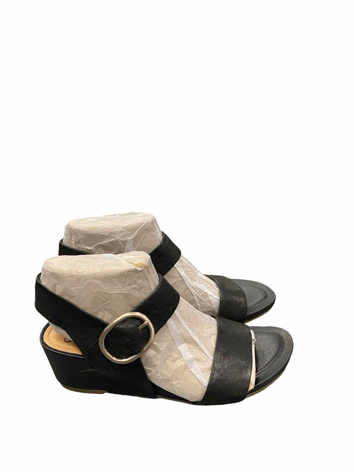 Sofft Shoe Size 9 Black Leather Vaya Wedge Sandals Heels
