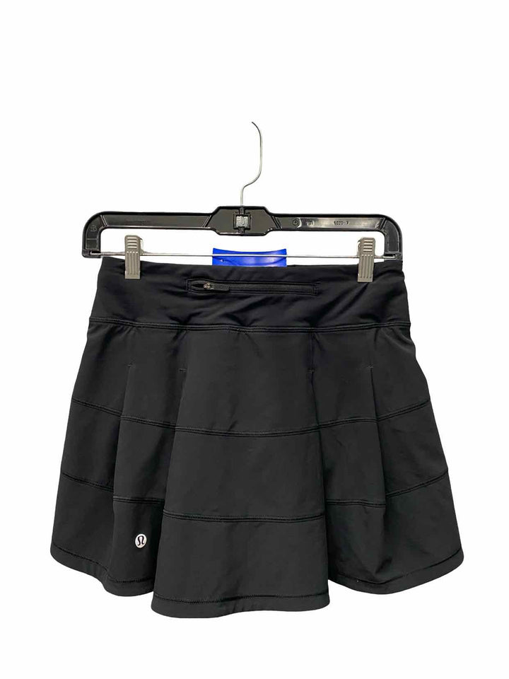 Lululemon Size 2 Black Pleated Athletic Shorts